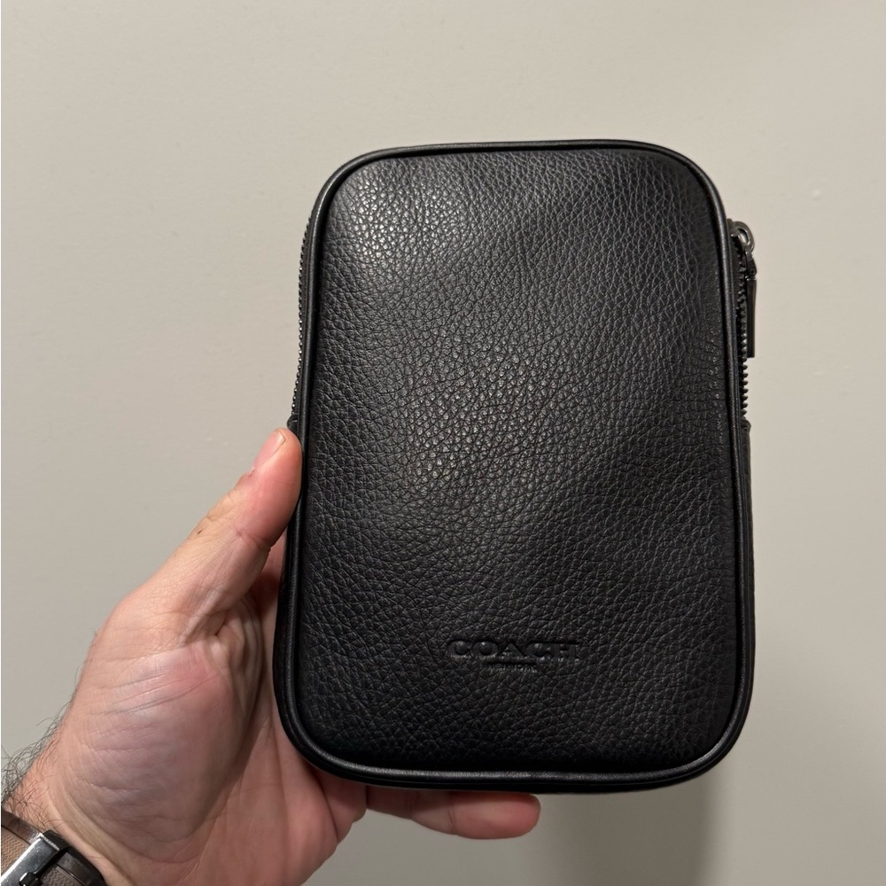 Authentic Coach crossbody